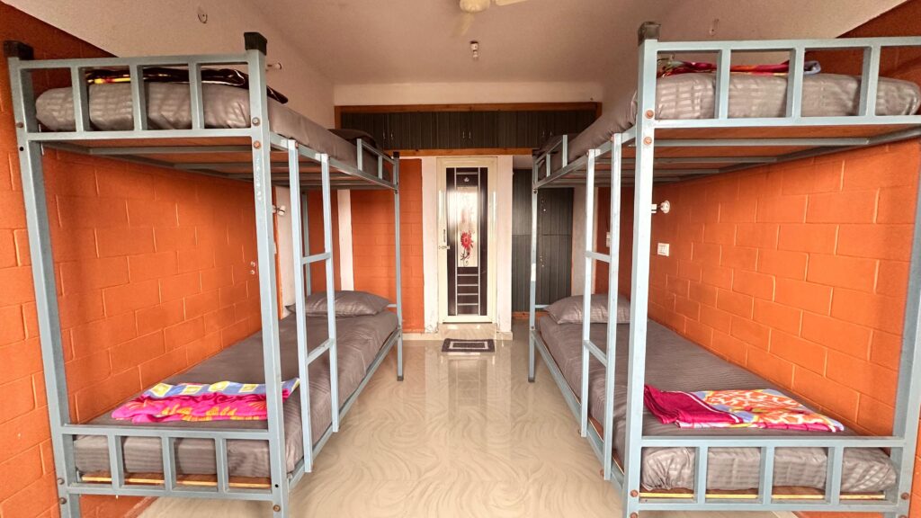 e3efa960-c8bc-4e2f-a00b-70f48b6f658b